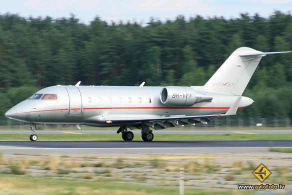 Bombardier Challenger 605 (CL-600-2B16)